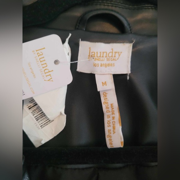 (Faux) Leather jacket - Picture 3 of 3